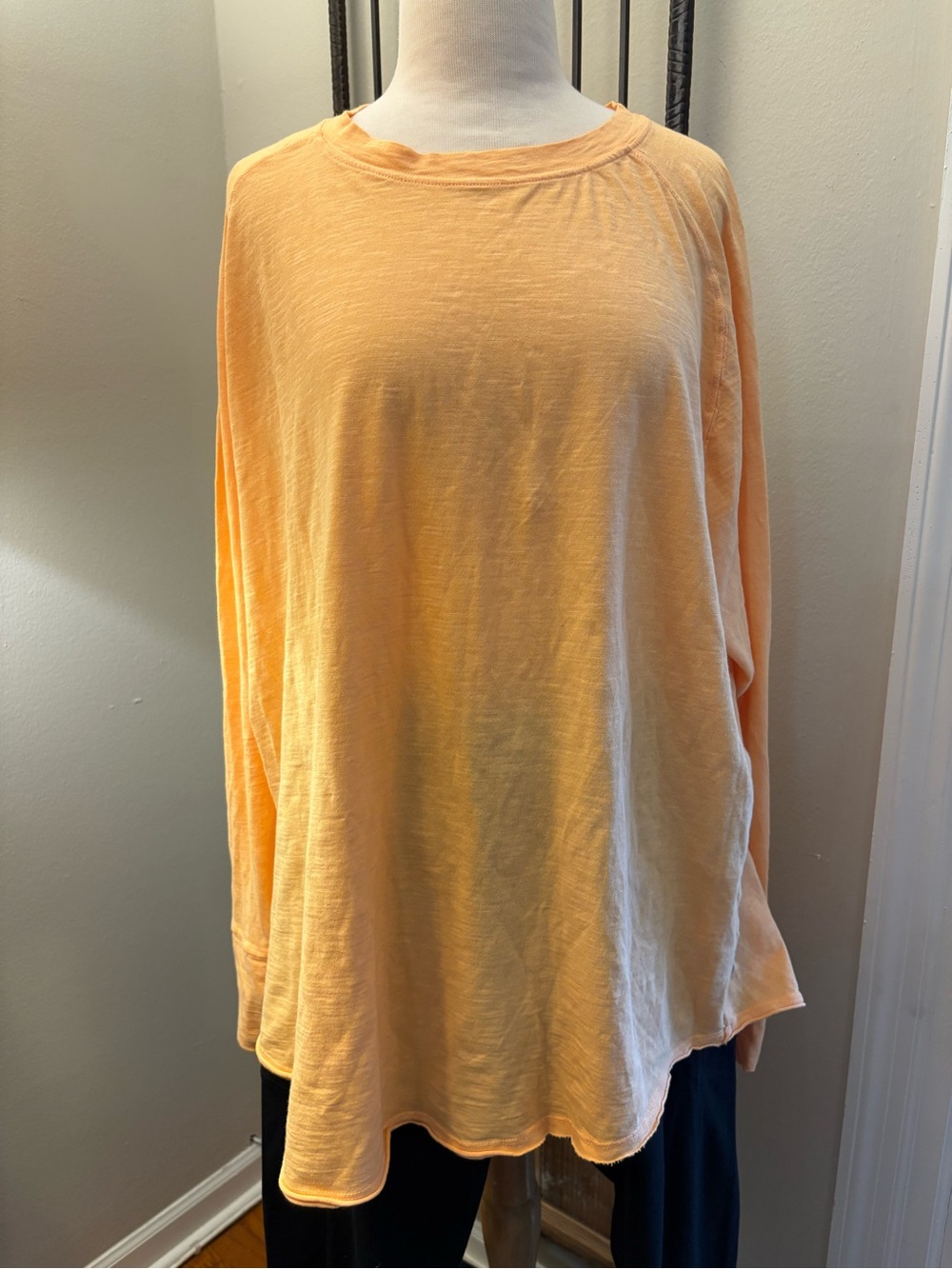 Zella Peach (Neon Hue) Long Sleeve Tee with Thumbholes — 2XL (NWOT)
